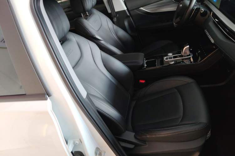 Used Chery Tiggo 8 PLUS 2021 290TGDI DCT Haoting Edition
