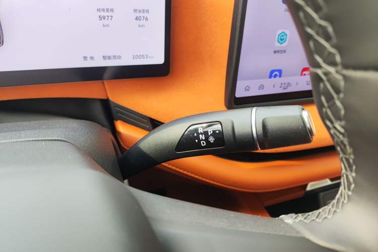 Used Wey Lanshan 2025 Four-Wheel Drive Ultra