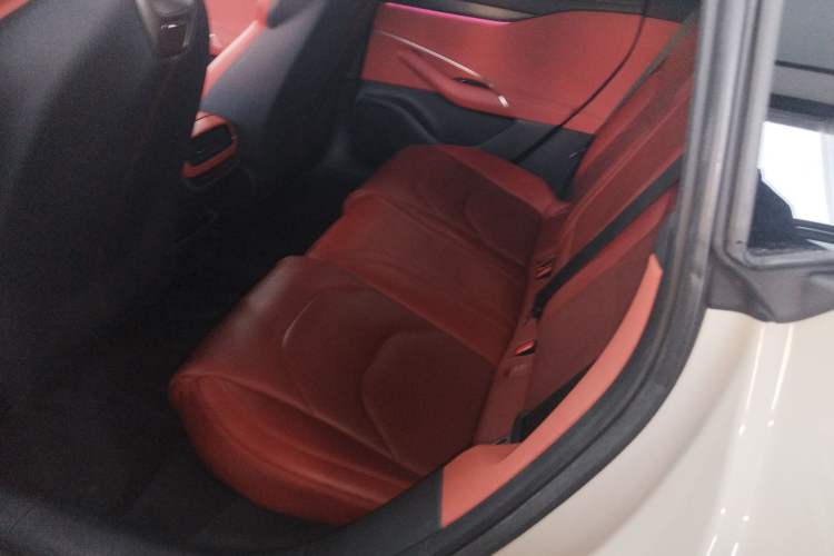 Used  SU7 2024 Rear-Drive Long-Range Intelligent Driving Version