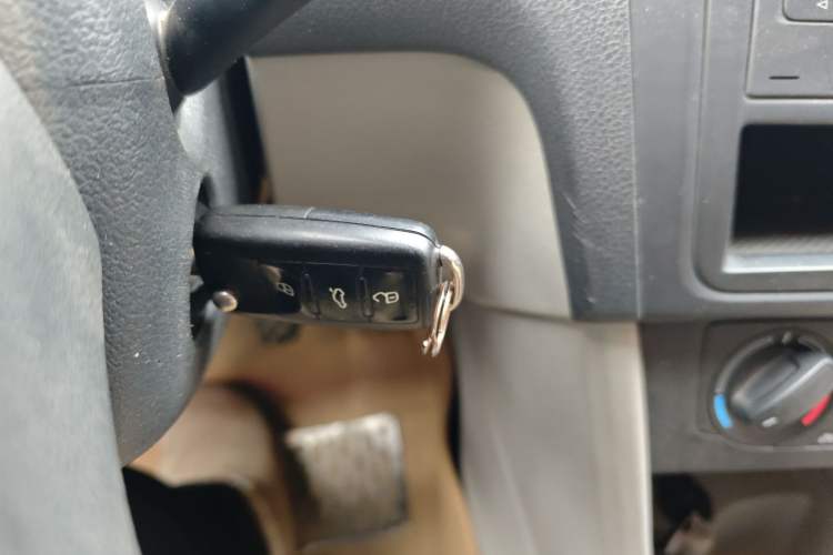 Used Skoda Rapid 2013 1.4L Manual Enjoyment Model