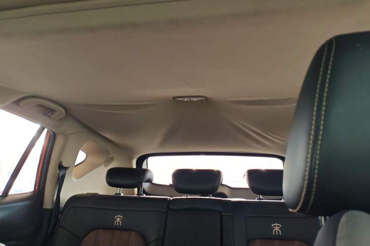 Used BYD Song 2017 Gaishe Upgrade Edition 1.5TID Automatic Elite Model
