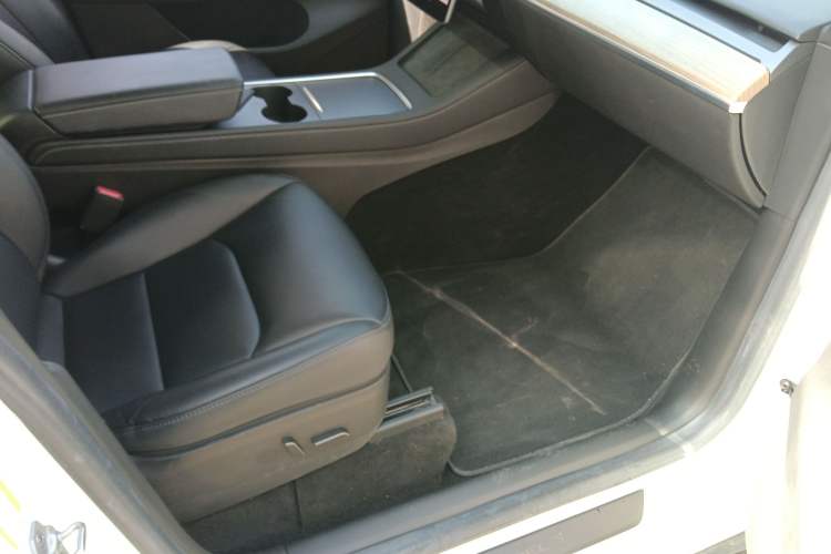 Used Tesla Model Y 2022 Performance High-Performance All-Wheel-Drive Version