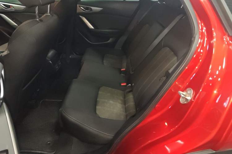 Used Mazda CX-4 2018 2.0L Automatic Two-Wheel Drive Blue Sky Exploration Version China V Standard