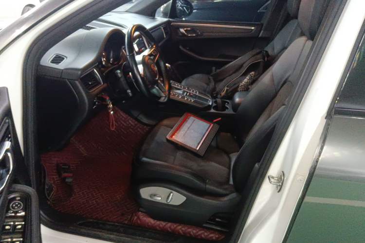 Used Porsche Macan 2017 Macan 2.0T
