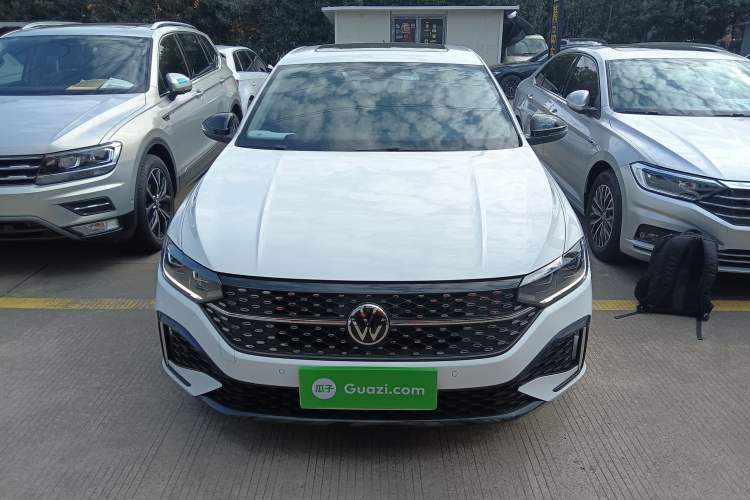 Used Volkswagen Lavida 2024 300TSI DSG Starry Sky Leading Edition
