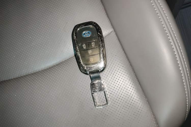 Used Toyota Sienna 2023 2.5L Hybrid Comfort Edition