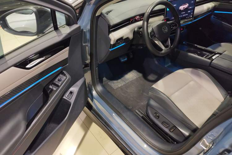 Used Volkswagen ID.7 VIZZION 2024 AIR model
