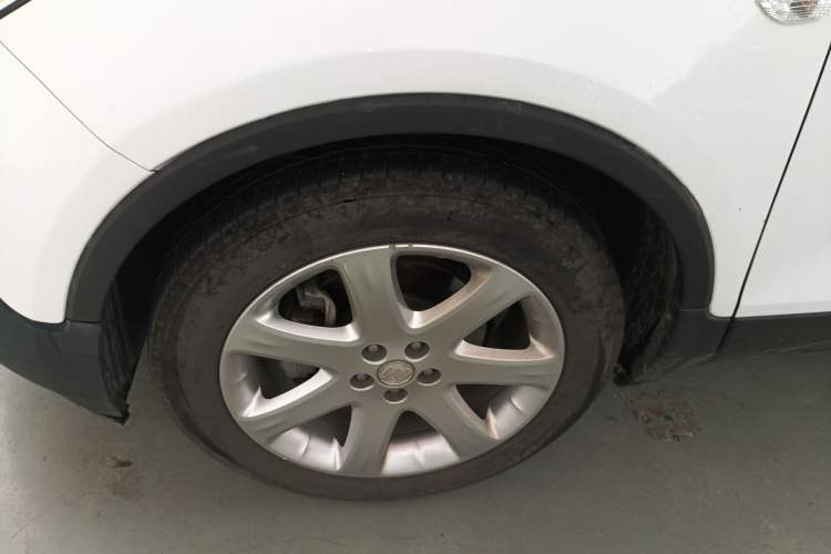 Used Buick Encore 2015 1.4T Automatic Two-Wheel Drive Urban Elite Version