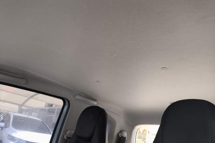 Used Wuling Hongguang MINIEV 2022 Easy Version Lithium Iron Phosphate
