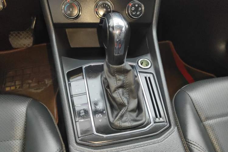 Used Volkswagen Lavida 2019 1.5L Automatic Comfort Edition China VI Standard