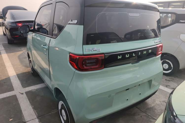 Used Wuling Hongguang MINIEV 2021 Macaron Premium Model – Lithium-NMC
