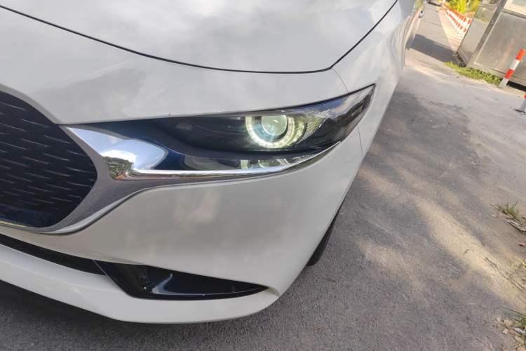 Used Mazda Mazda 3 Axela 2023 2.0L Automatic ZhiZhen Edition
