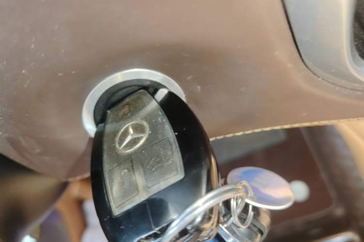 Used Mercedes-Benz Vito 2020 2.0T Elite Version 7 Seats