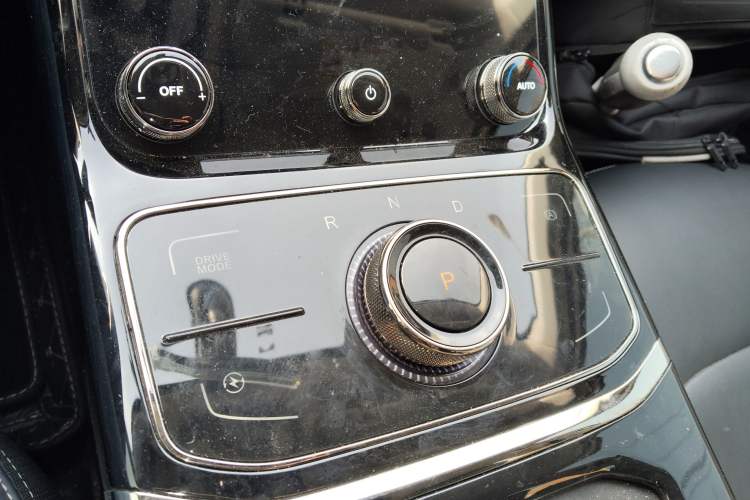 Used NETA U 2023 NETA U-Ⅱ Challenge Edition 400 U Show – Lithium Iron Phosphate