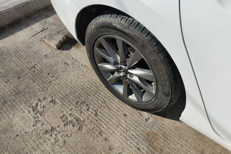 Used Mazda Atenza 2020 2.0L Blue Sky Fashion Edition
