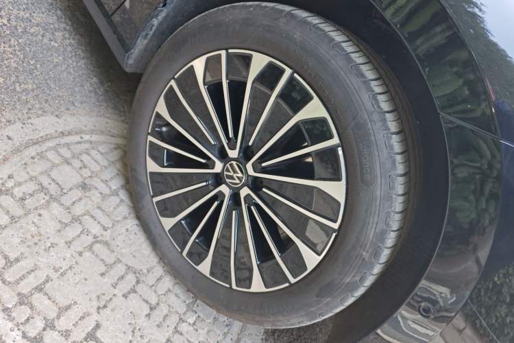 Used Volkswagen Magotan 2024 380TSI DSG Prestige Edition DaMai Package
