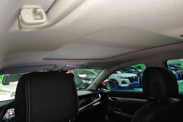 Used Geely Auto Emgrand GT 2018 1.5T MHEV Yaoxiang Edition
