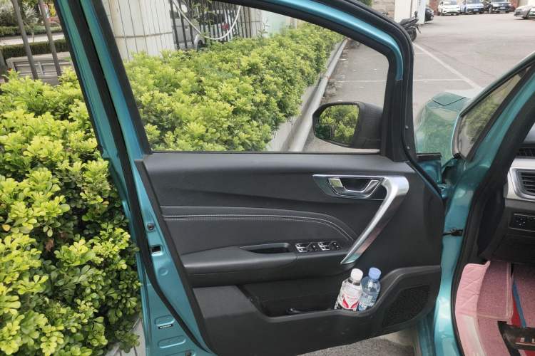 Used Geely Auto Vision X3 2020 1.5L CVT Luxury Model
