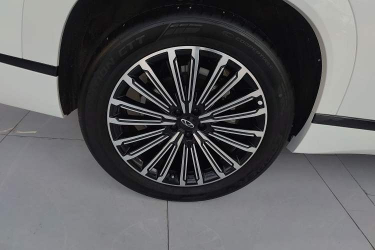 Used Chery Tiggo 9 C-DM 2025 1.5T 106KM Ultra-Enjoyment Version 5 Seats Lithium Iron Phosphate