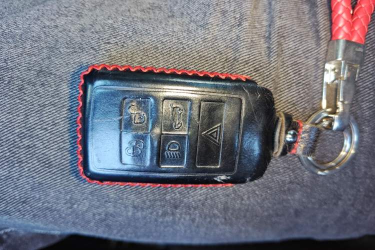 Used Land Rover Discovery Sport 2020 249 PS R-Dynamic Luxury Custom Edition