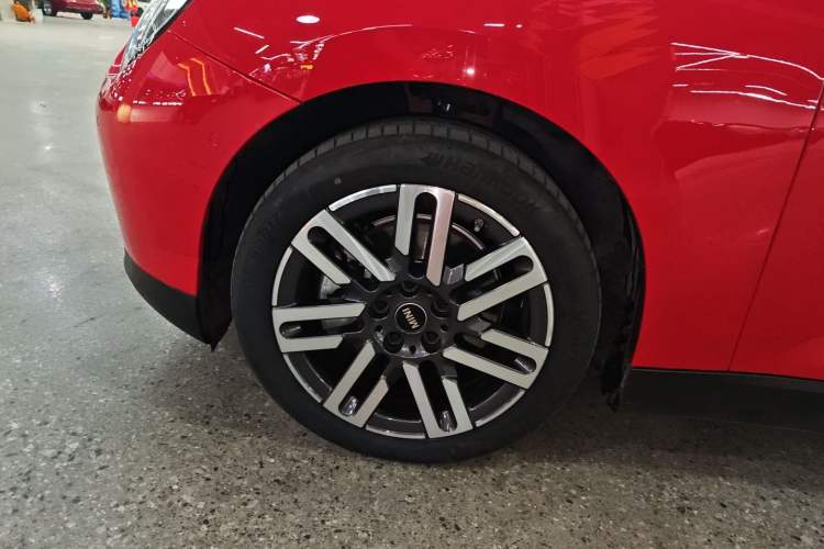 Used MINI Electric MINI COOPER 2024 456km COOPER E Classic Edition