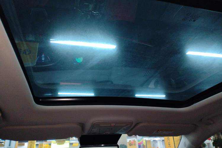 Used Hongqi HS5 2023 2.0T Four-Wheel Drive Flagship Pro Edition
