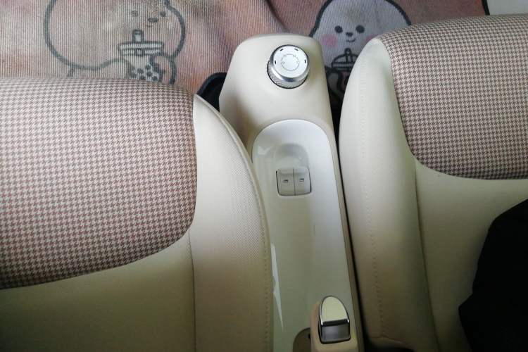 Used Wuling Hongguang MINIEV 2024 3rd Generation 215km Advanced Version