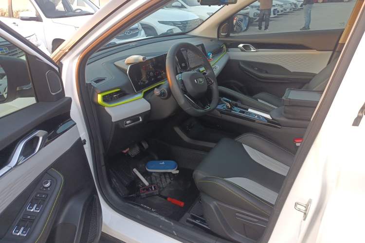 Used Geely Auto Coolray 2022 Bin Yue COOL 1.5TD DCT Hot Engine Edition