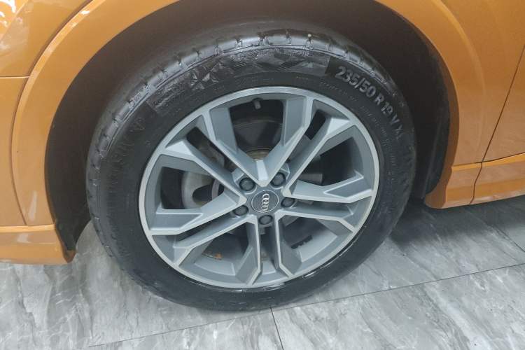 Used Audi Q3 2020 40 TFSI Fashion Dynamic Model
