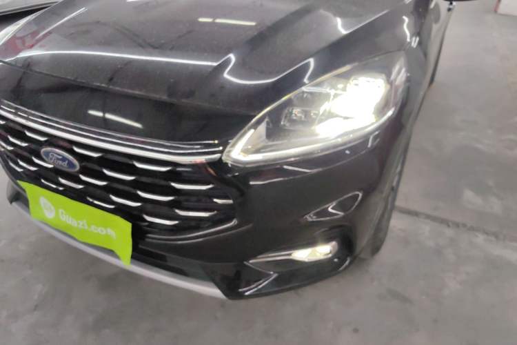 Used Ford Escape 2020 EcoBoost 245 Two-Wheel Drive Smart & Enjoyment Model