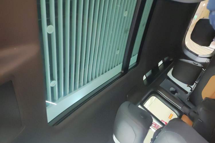 Used Land Rover Defender 2023 110 3.0T P400 X
