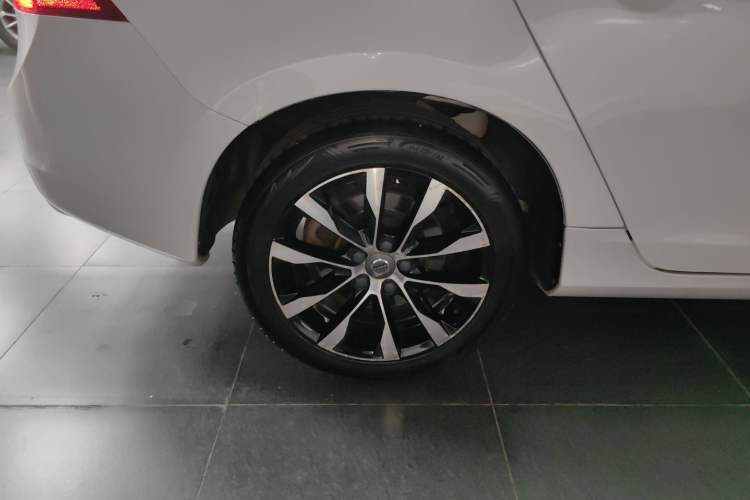 Used Volvo S60 2019 S60L Facelift T5 Intelligent Advanced Edition
