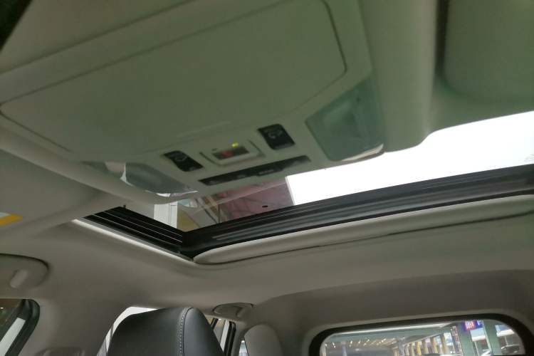 Used Toyota RAV4 2020 2.0L CVT Two-Wheel Drive Fashion Edition
