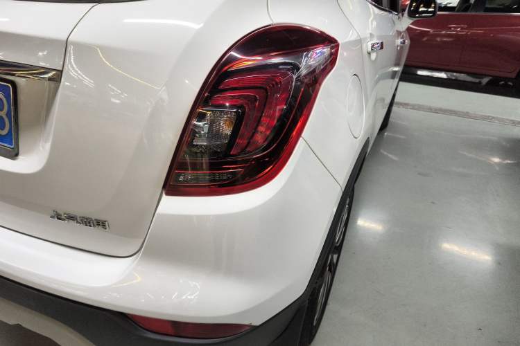 Used Buick Encore 2016 18T Automatic Two-Wheel Drive Urban Elite Model
