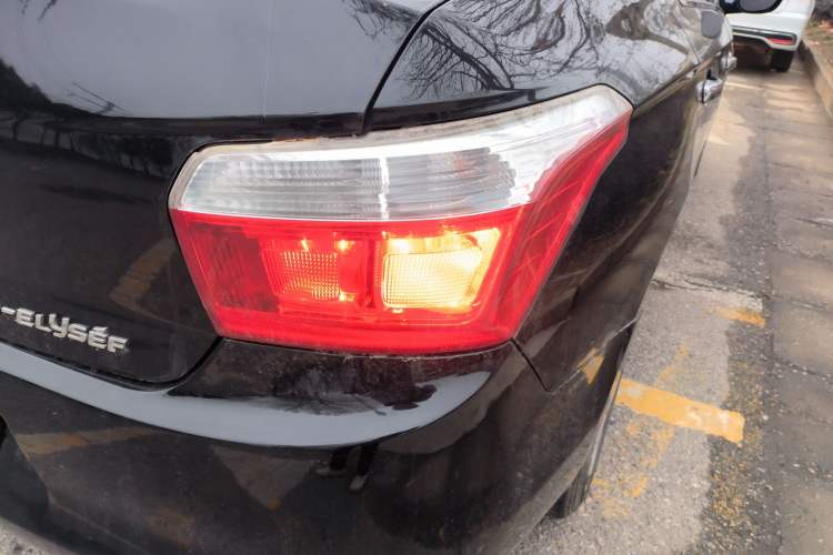 Used Citroen Elysee 2014 1.6L Manual Fashion Edition