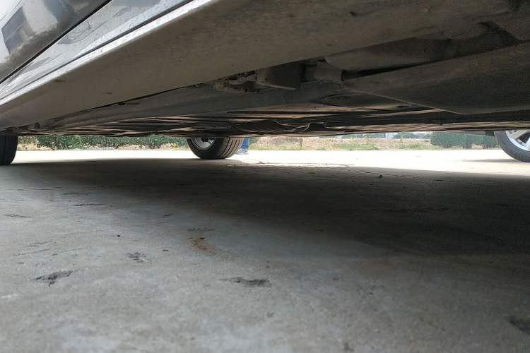 Used Mercedes-Benz E-Class 2017 E 300 L Sporty and Stylish Model