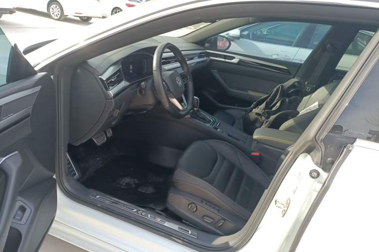 Used Volkswagen FAW-Volkswagen CC 2021 380TSI Striking Edition
