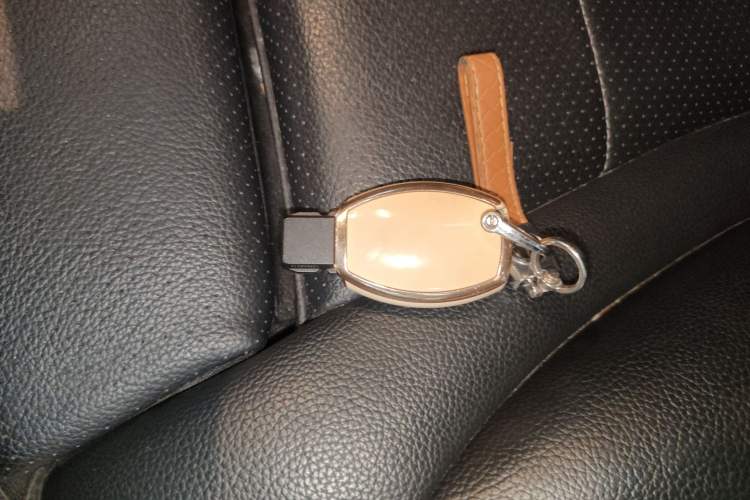 Used Mercedes-Benz C-Class 2015 C 200 station wagon
