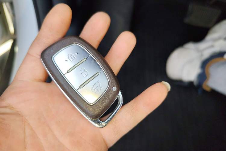 Used Hyundai ix35 2013 2.0L Automatic Two-Wheel Drive Smart GLS China IV Standard