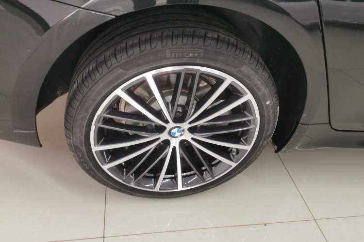 Used BMW 5 Series 2022 Restyled 530Li Leading Edition M Sport Package
