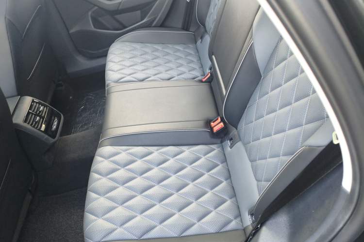 Used Volkswagen Sagitar 2024 300TSI DSG Excellence Edition
