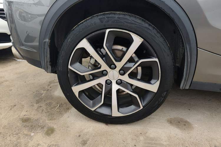 Used Lynk & Co 05 2020 2.0TD Four-Wheel Drive HypeHalo
