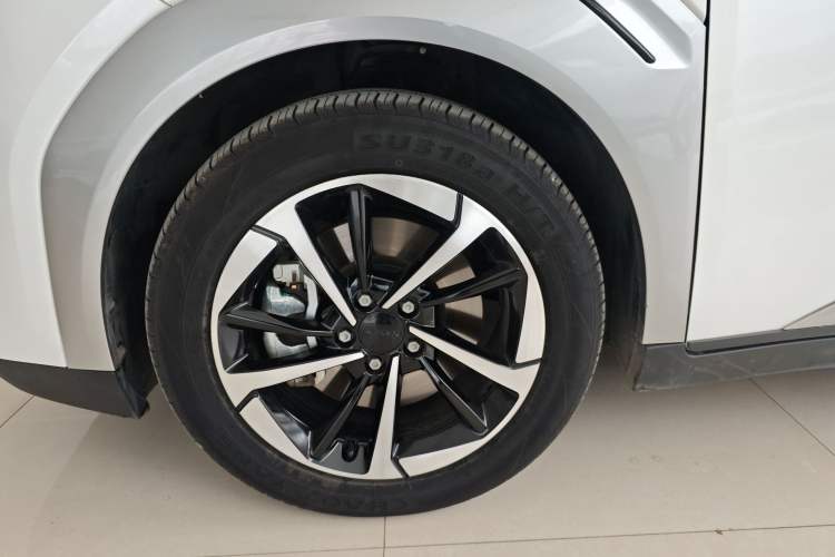 Used AION Y 2023 Plus 510 Smart Edition
