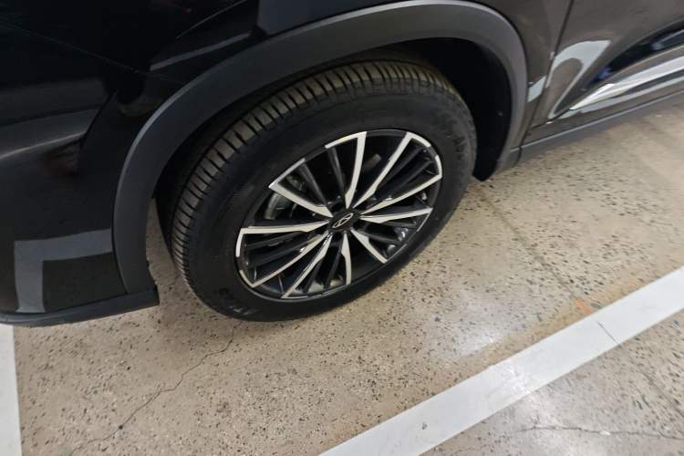 Used Chery Tiggo 8 PRO 2025 290T Two-Wheel-Drive Luxury Edition