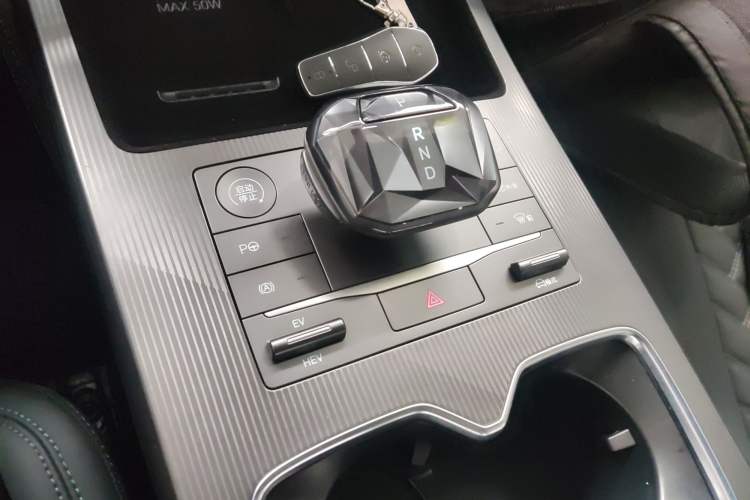 Used BYD Song L DM-i 2025 Intelligent Driving Version 112 km Beyond-Range Type