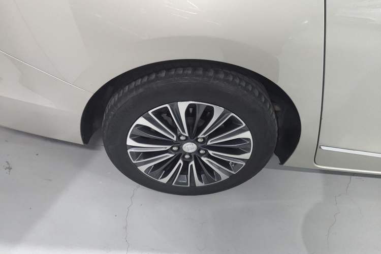 Used Buick GL8 2022 ES Landtrek 653T Flagship Model
