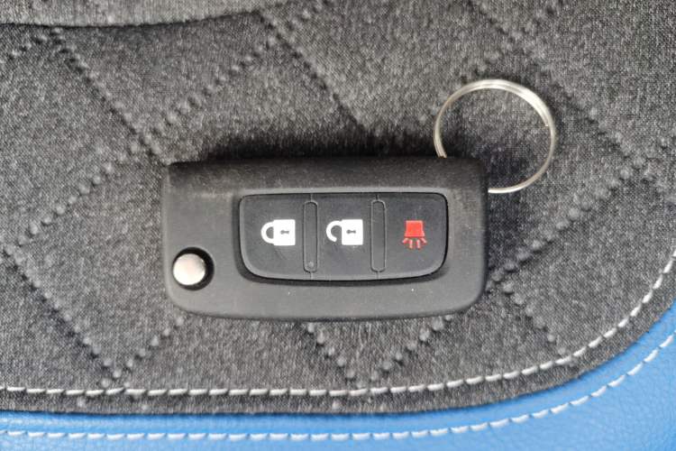 Used Foton Intelligent Blue Elf E7 2024 All-Electric Van Flat Roof 2 Seats CATL 46.36 kWh
