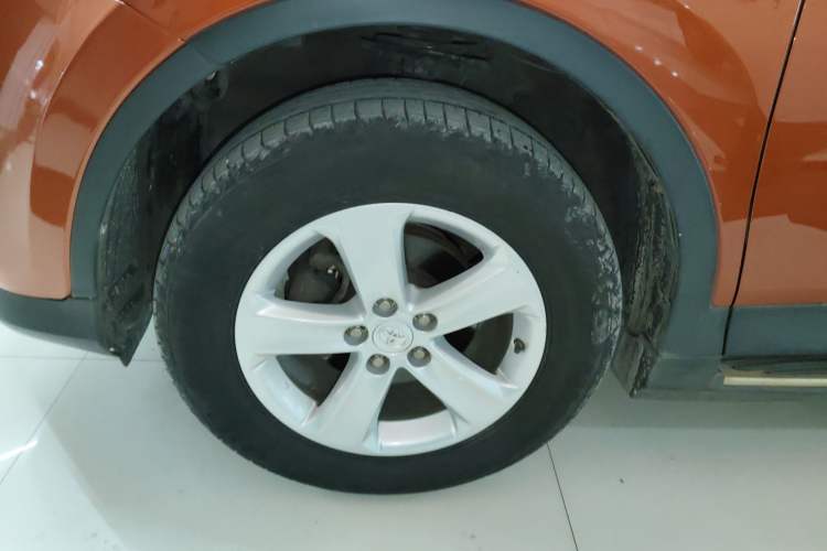 Used Toyota RAV4 2013 2.0L CVT Four-Wheel Drive Fashion Edition
