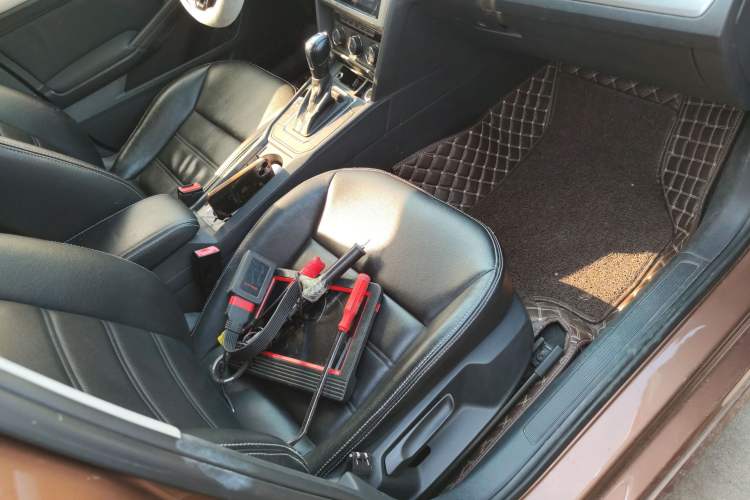 Used Volkswagen Lamando 2015 230TSI DSG Fashion Edition
