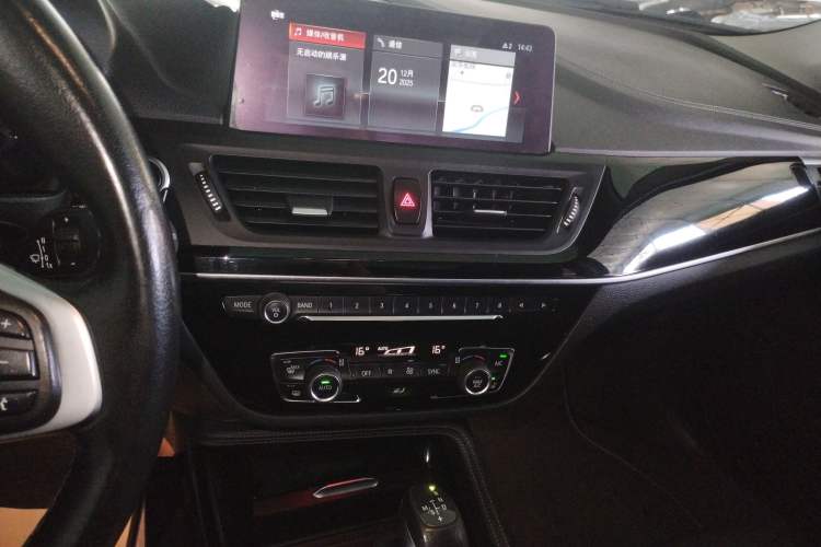 Used BMW 1 Series 2017 118i Design Package Model